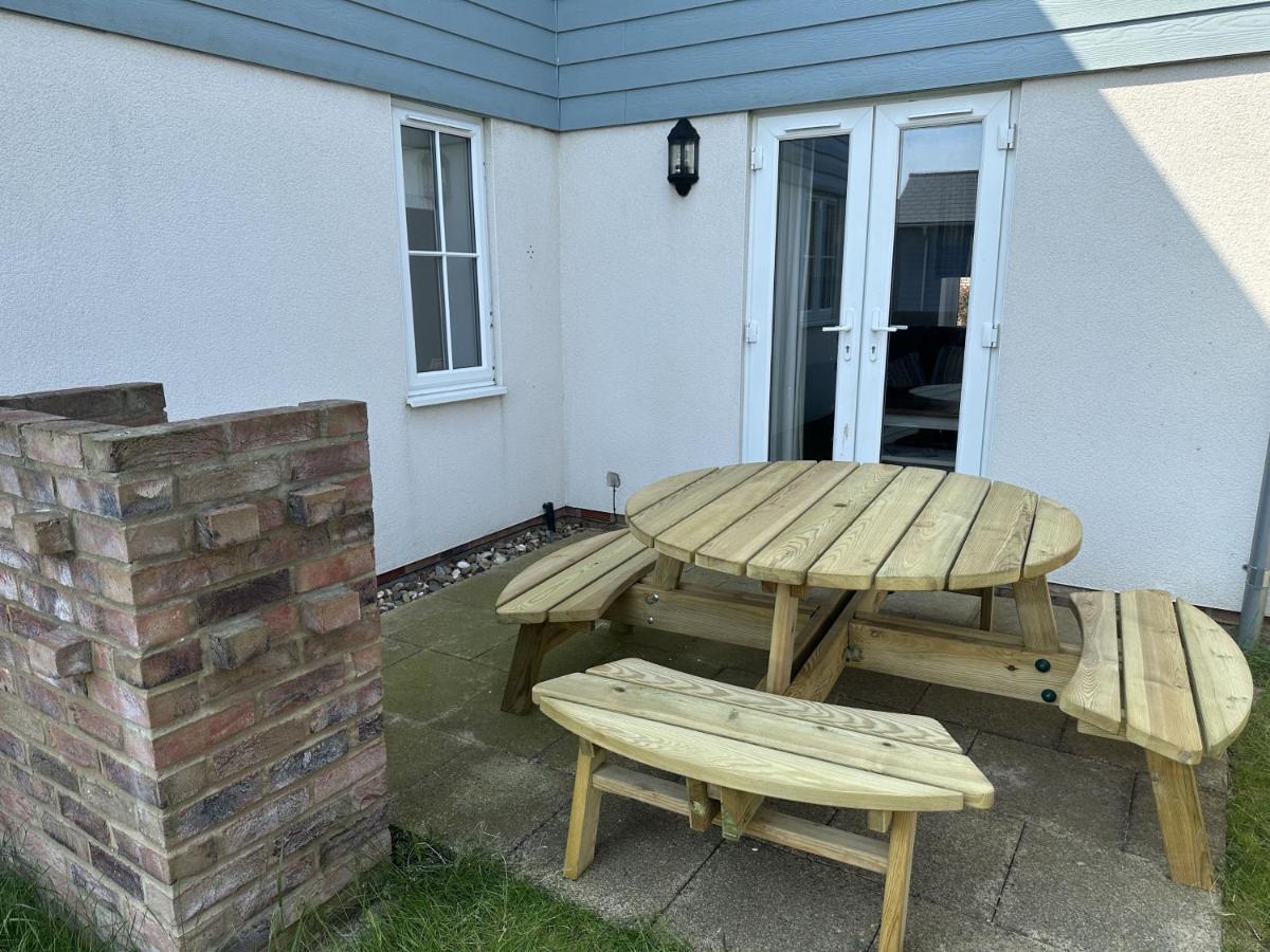 New England Cottage Filey Exterior foto